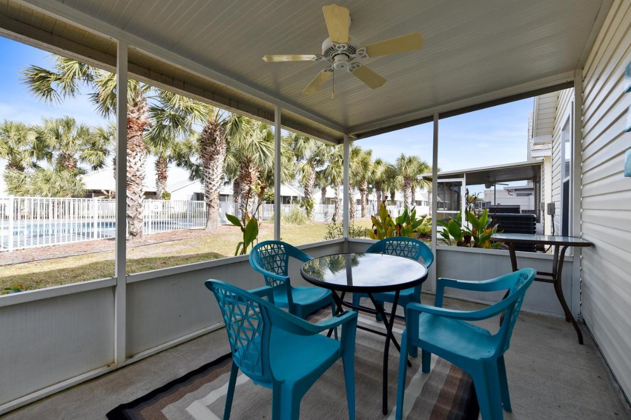 Poolside By Book That Holiday home Panama City Beach